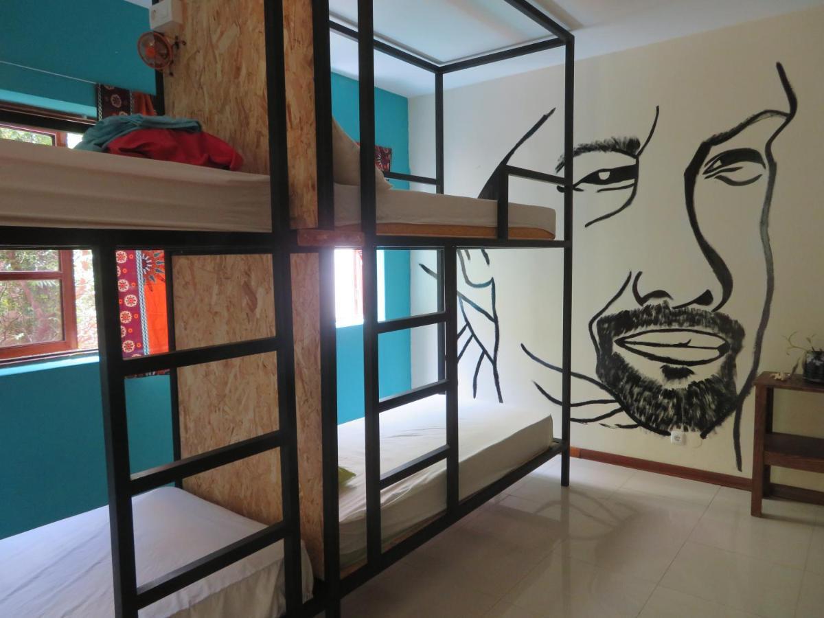 Praiadise Hostel Vila Nova Exteriör bild