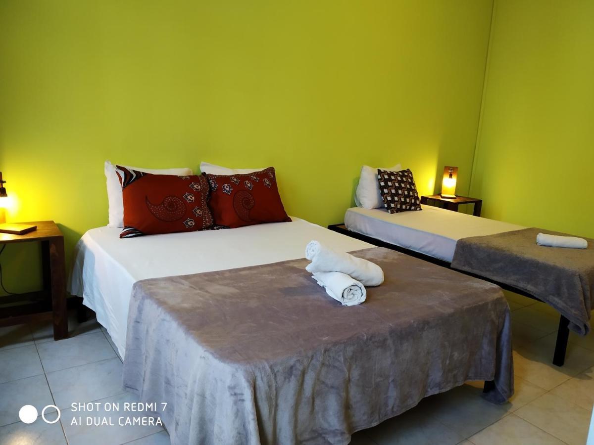 Praiadise Hostel Vila Nova Exteriör bild